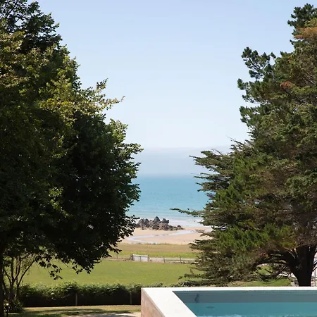 Marine - Proche Plage, Piscine, Jacuzzi