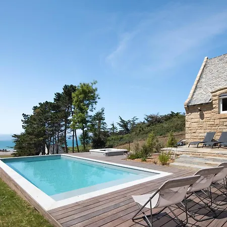 Marine - Proche Plage, Piscine, Jacuzzi